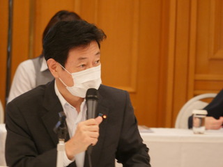西村大臣.JPG